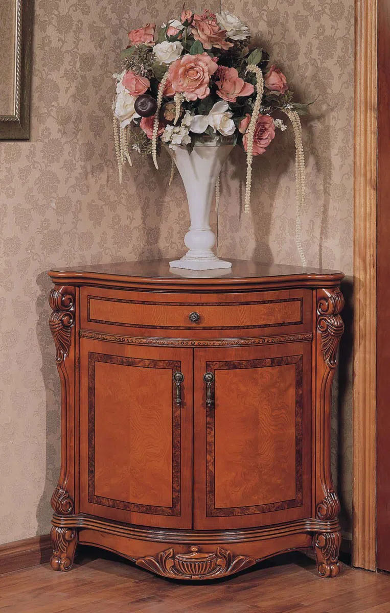 Cabinets, dressers and shelves V0701-45