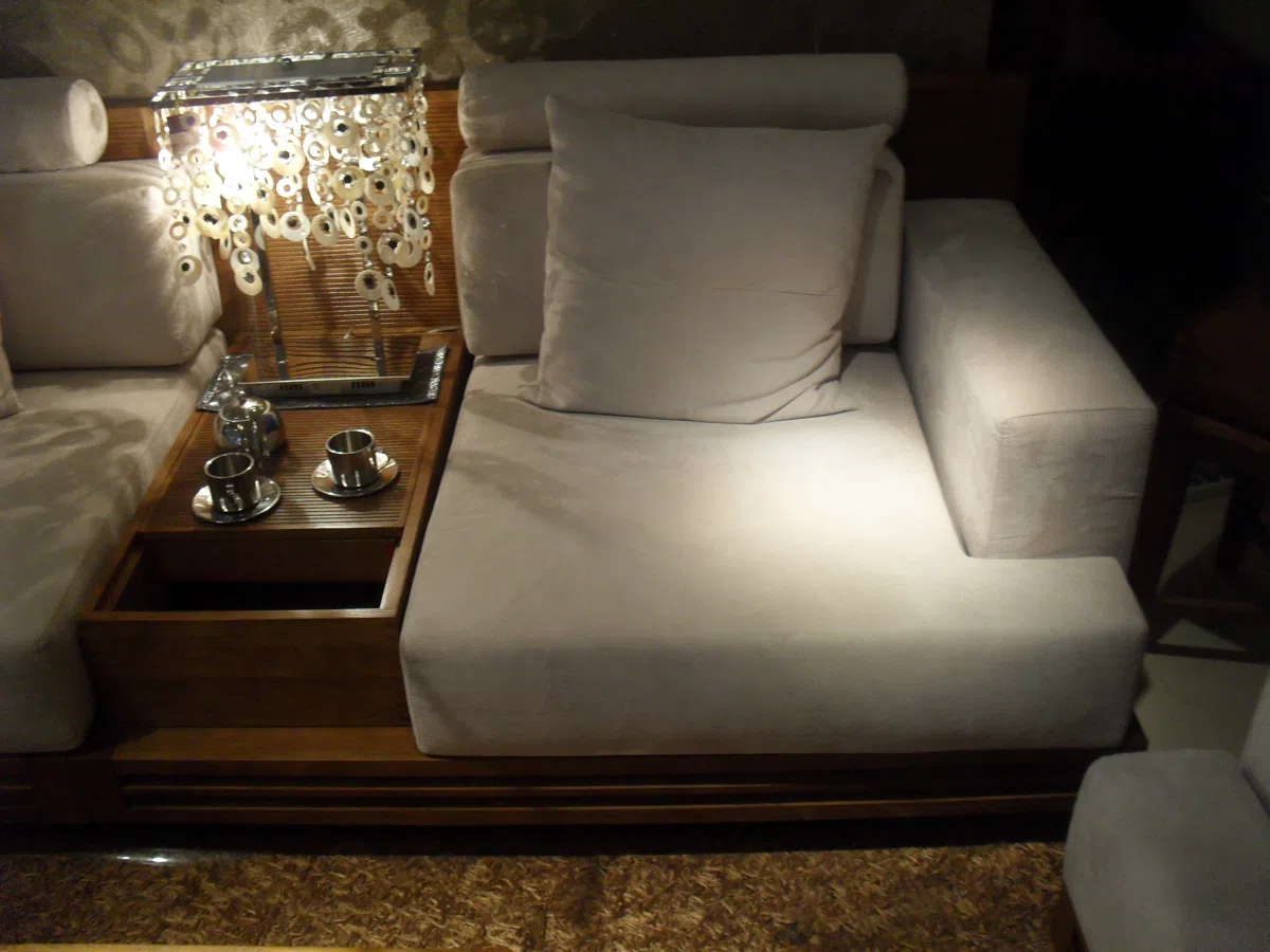 Furniture sets and selections 00CF2D6253D3