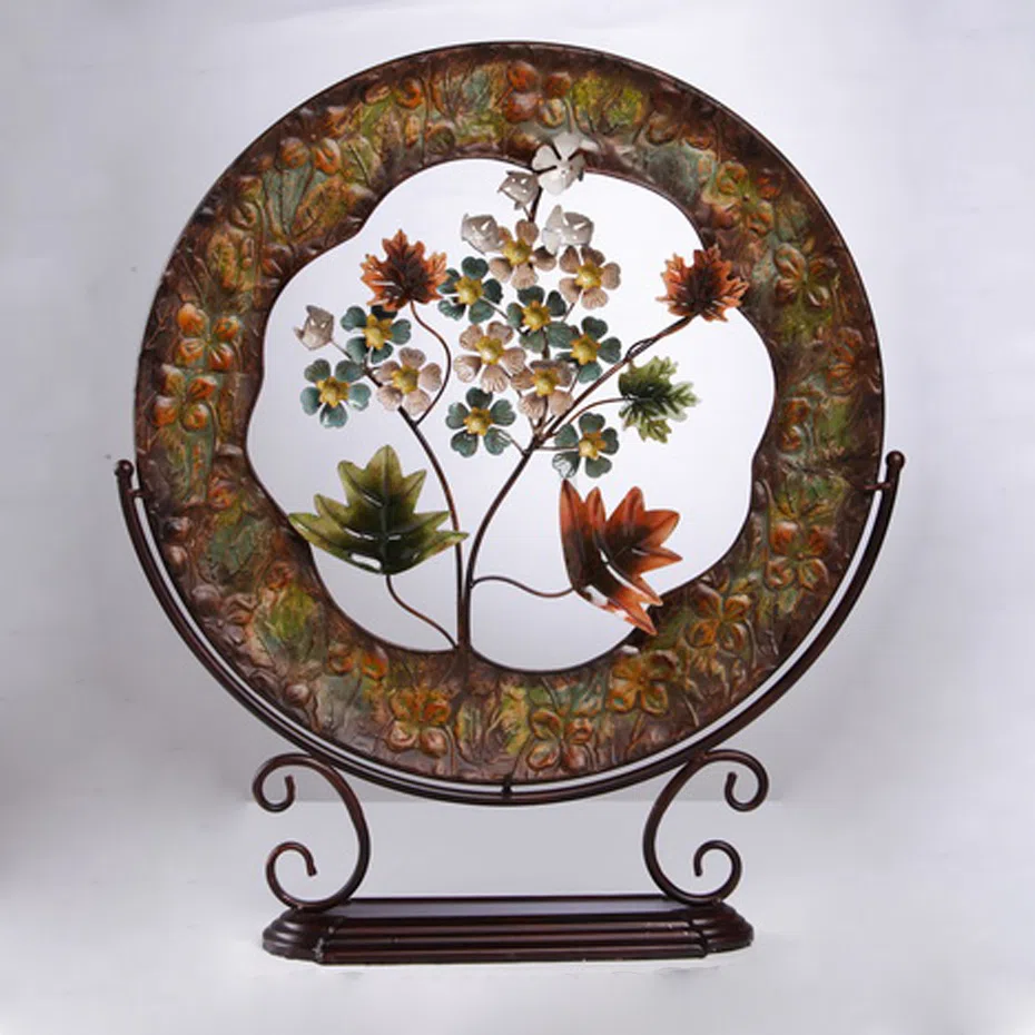 Decor and interior accessory selections B-G01260