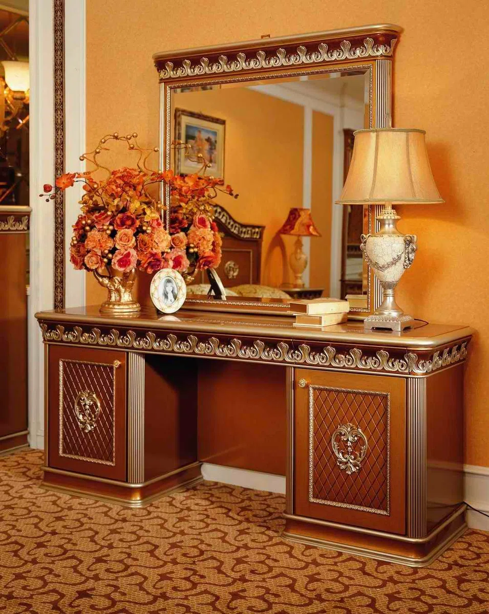 Furniture sets and selections 04B0F7CDFEE0