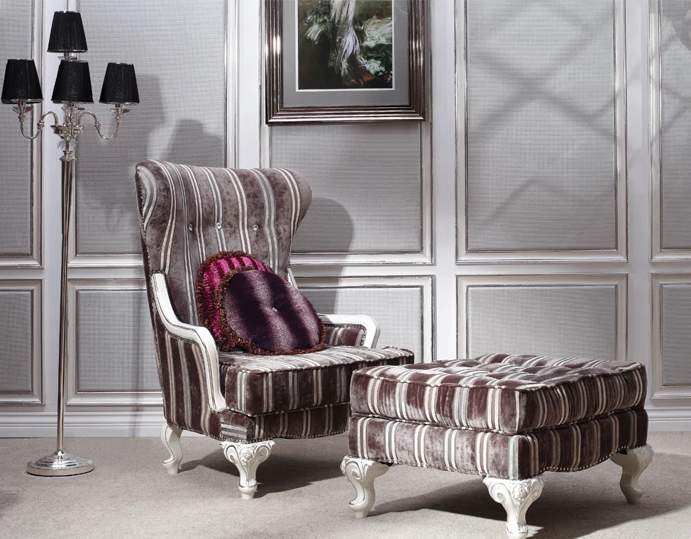 Furniture sets and selections 06E572F81FB4