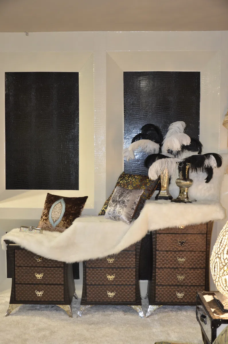 Furniture sets and selections 0763F9E1B782