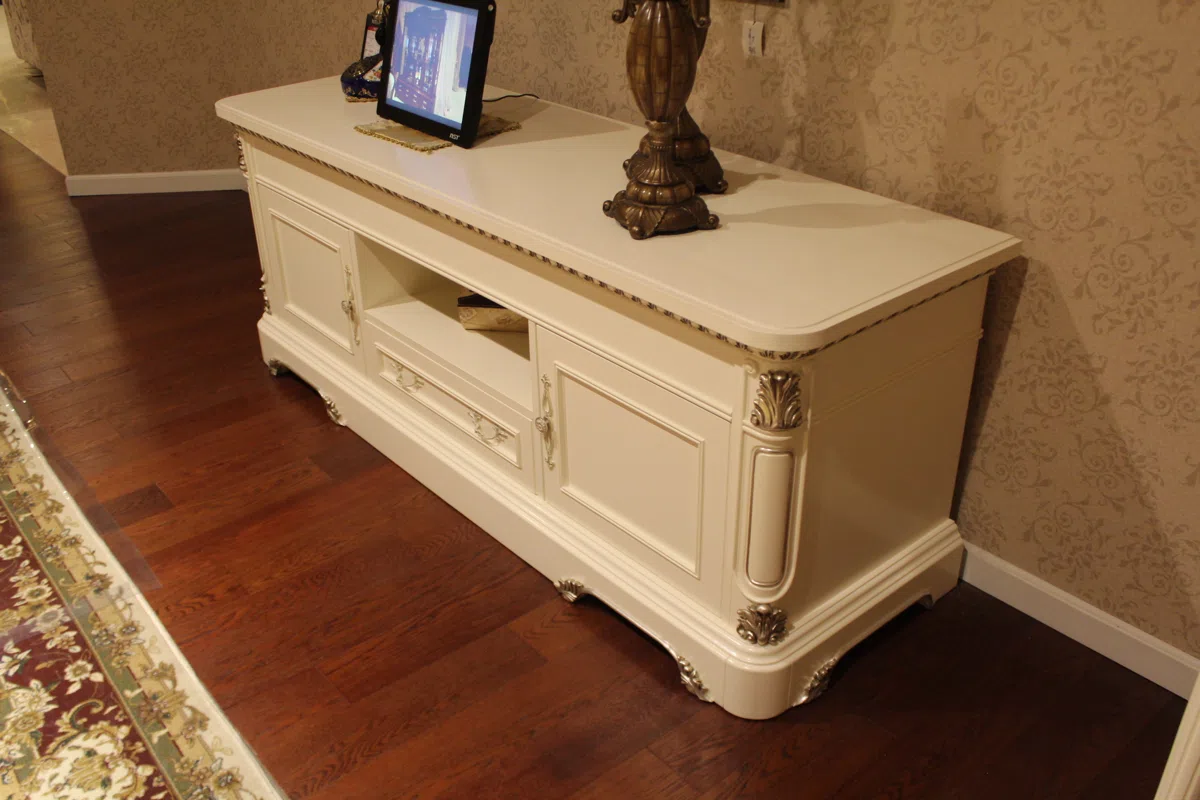 Furniture sets and selections 0ABA35CD4FEE