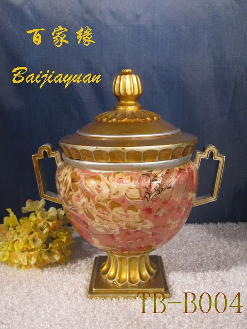 Decor and interior accessory selections B004