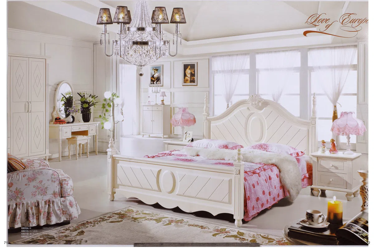 Beds and bedrooms 1010439DE3F0