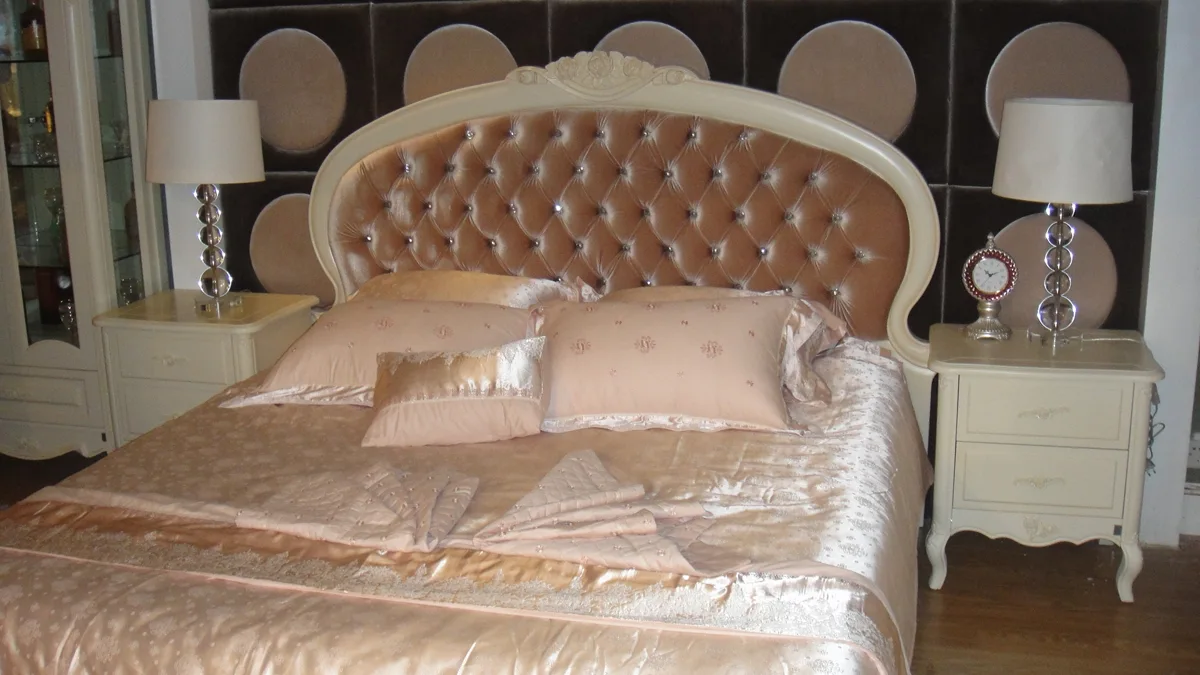 Furniture sets and selections 10E3845AA9D6