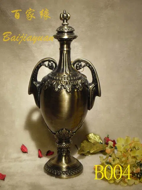 Decor and interior accessory selections B004