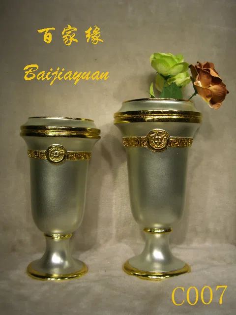 Candle holders and candelabras C007