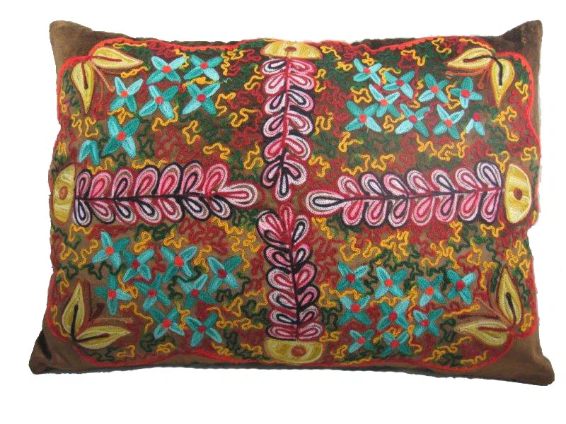 Textiles, curtains and cushions 9078