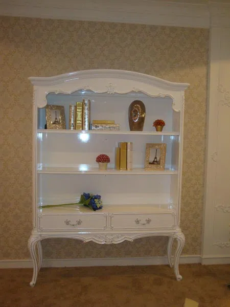 Cabinets, dressers and shelves DSC09509