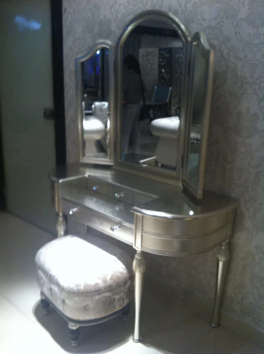 Bathroom furniture, fixtures and accessories IMG_6210