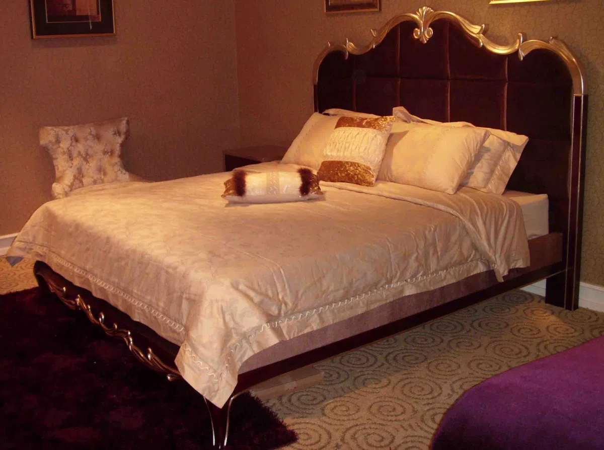 Beds and bedrooms A8708