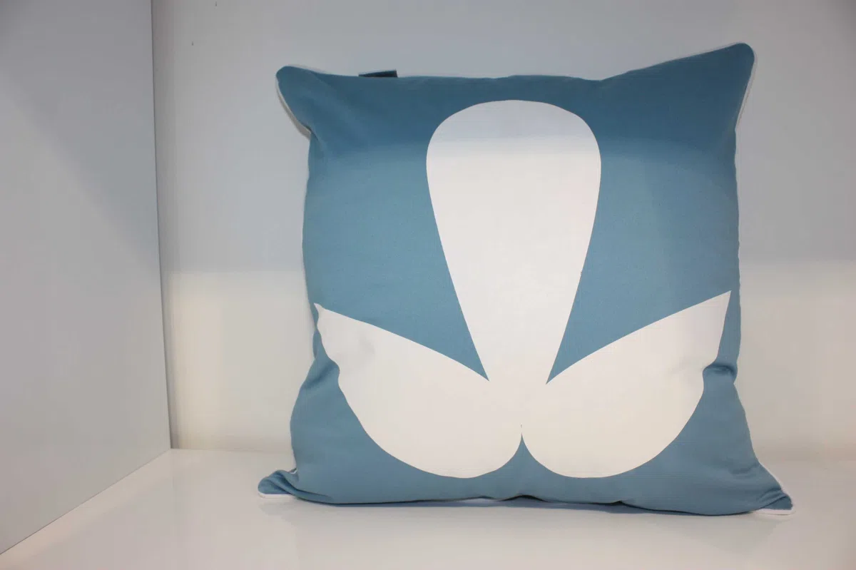 Textiles, curtains and cushions 044