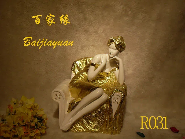 Статуэтки и скульптурный декор R031