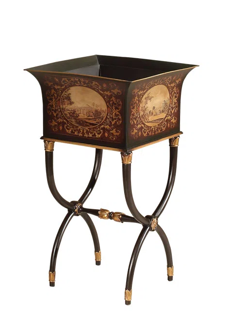 Tables, consoles and tabletops H32