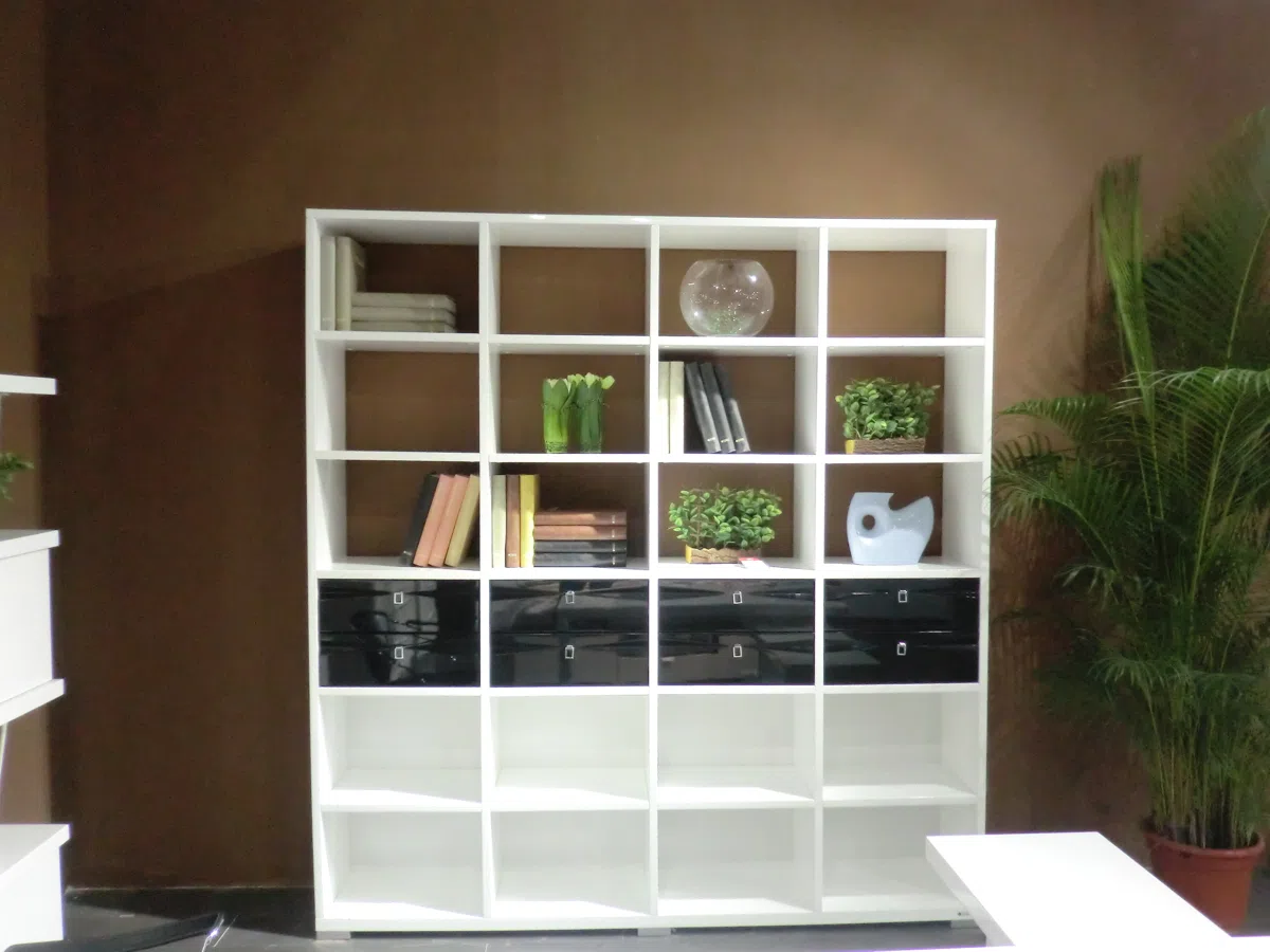 Cabinets, dressers and shelves 2F359A7F50EF