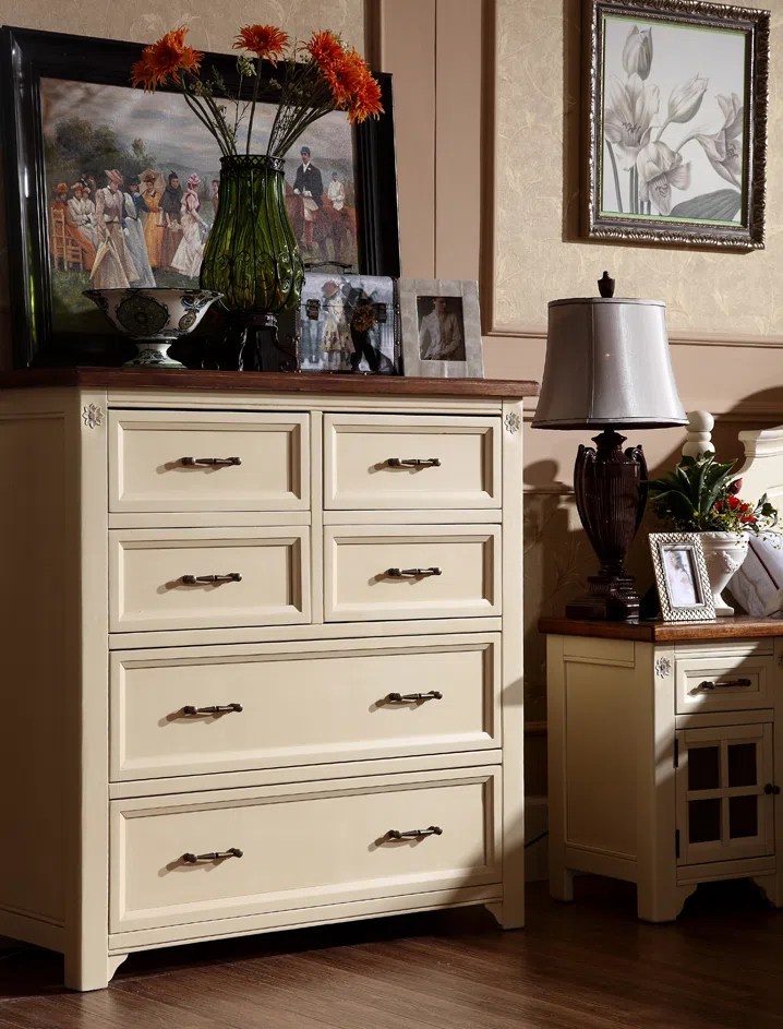 Cabinets, dressers and shelves 2F5496BDD5DD