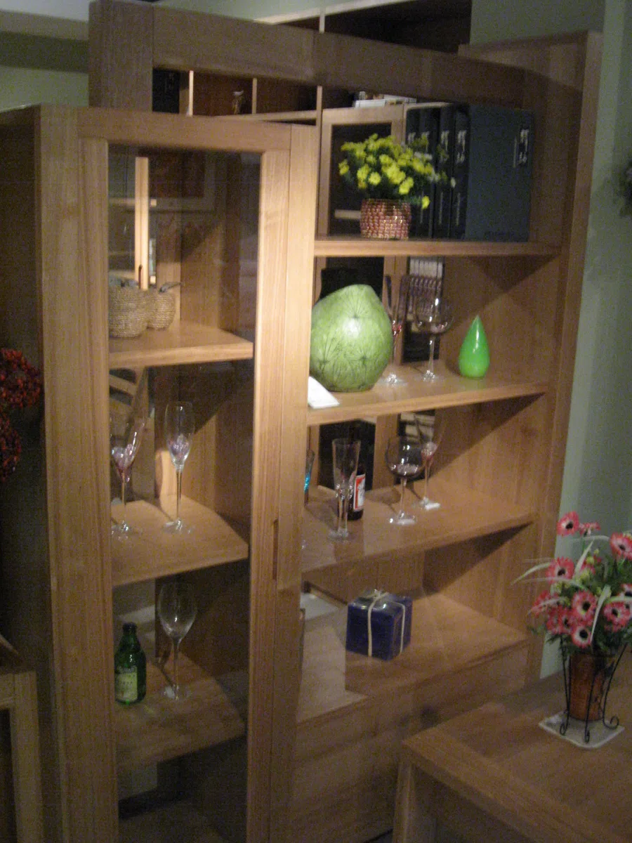 Cabinets, dressers and shelves IMG_0405