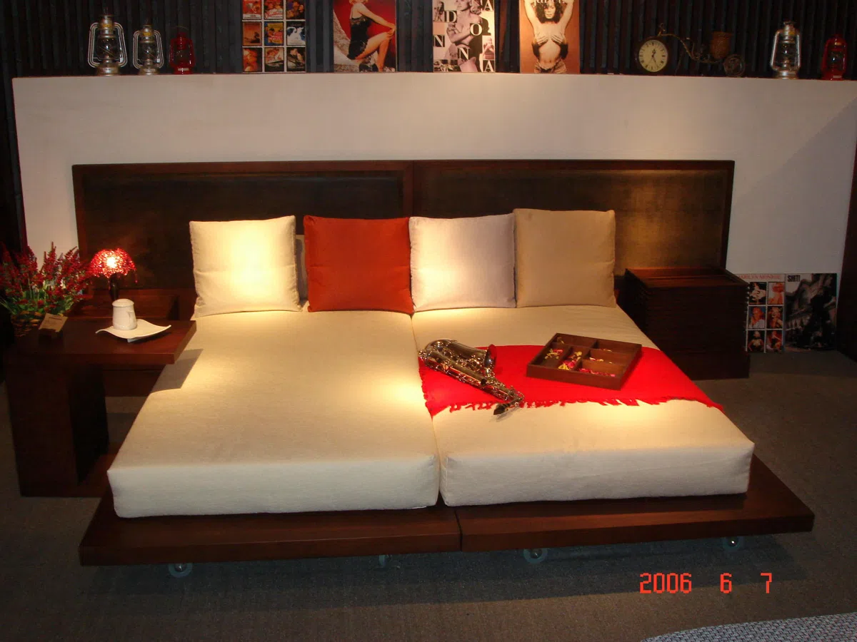 Beds and bedrooms 3139BC570CFF