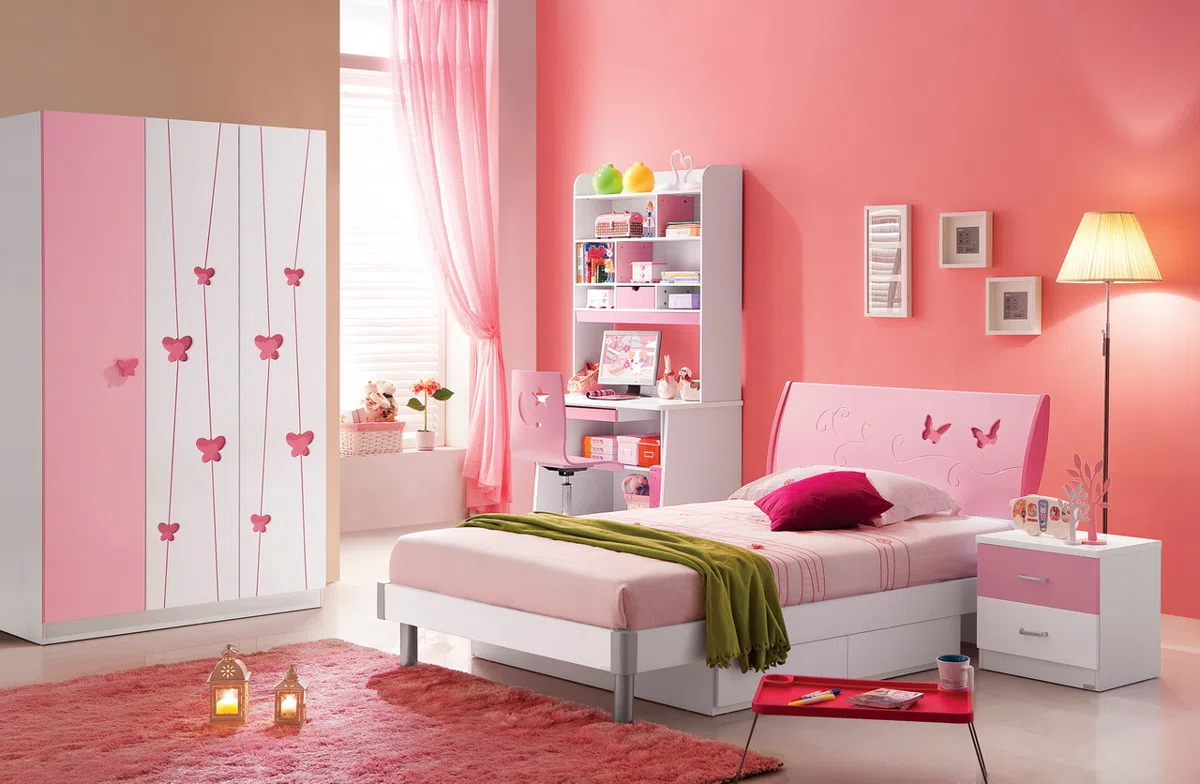 Beds and bedrooms 810