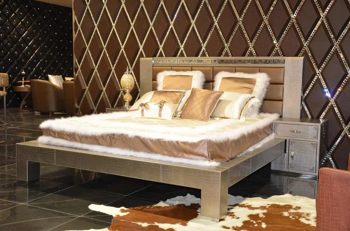 Beds and bedrooms 327227D97771