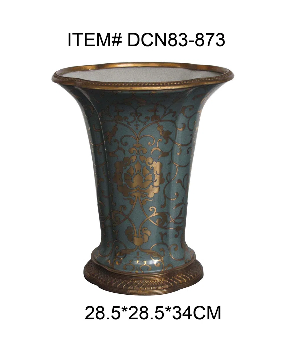 Decor and interior accessory selections DCN83-873