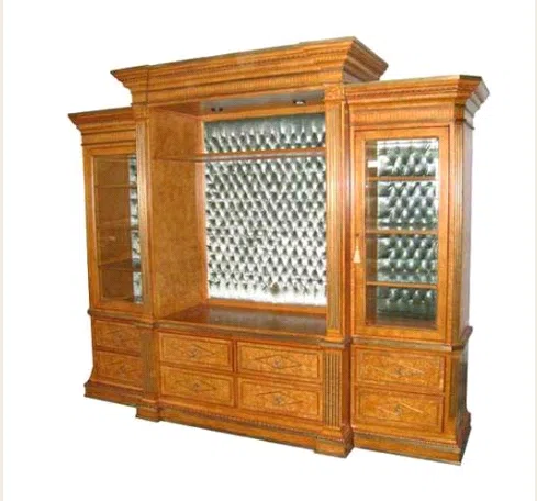 Cabinets, dressers and shelves 18
