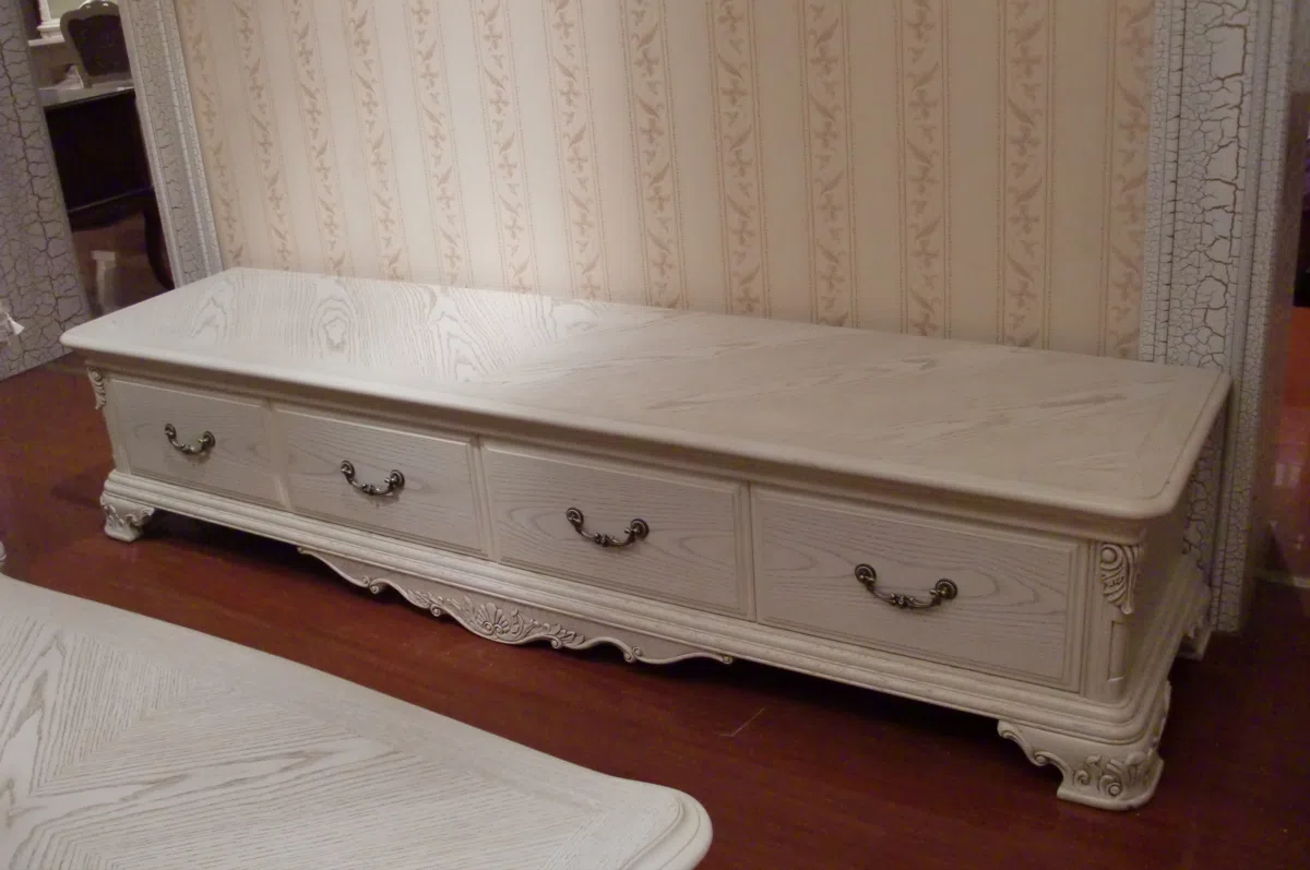 Tables, consoles and tabletops 3609CB8546B6