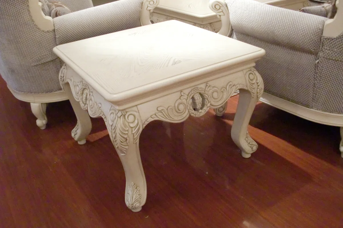 Tables, consoles and tabletops 3689BFC4EA60