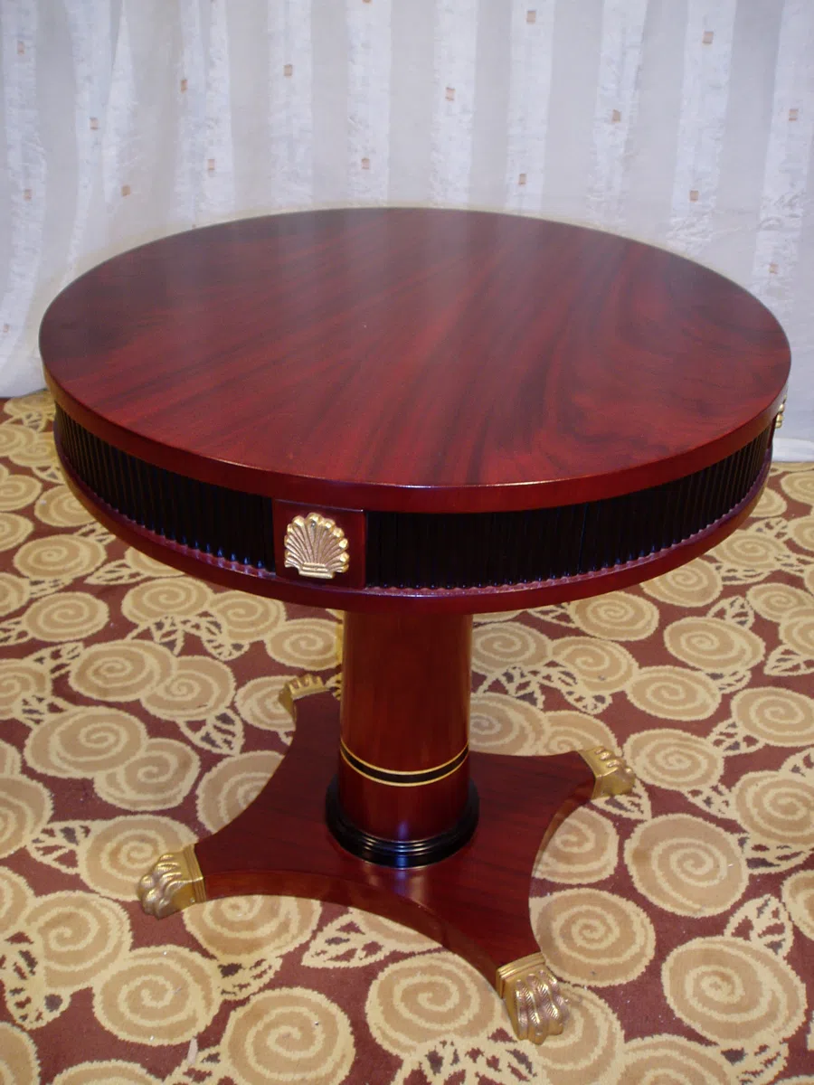 桌子、玄关桌与台面 600x640