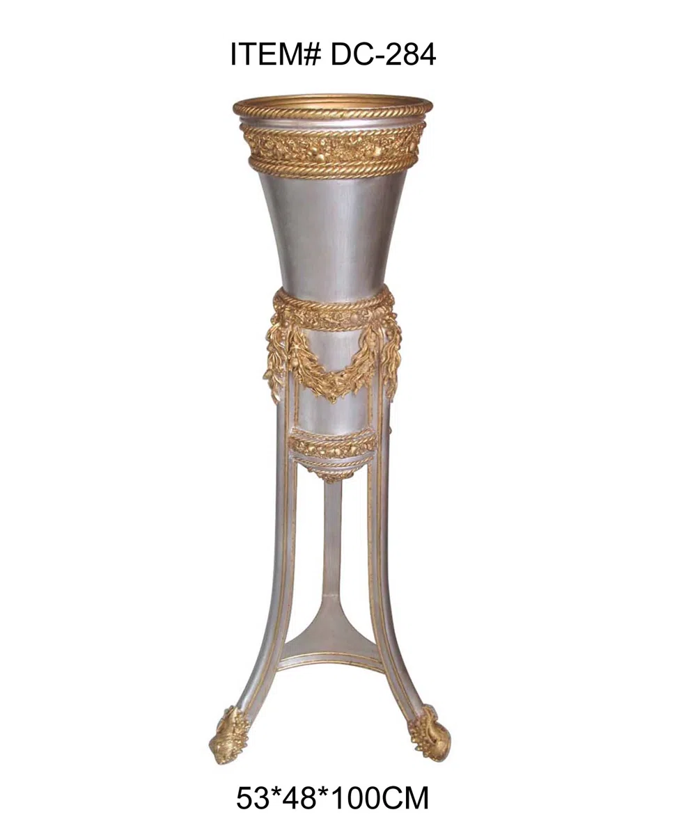 Candle holders and candelabras DC-284
