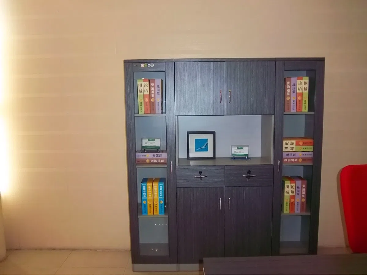 Cabinets, dressers and shelves TW-6