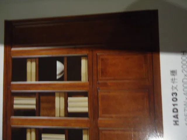 Cabinets, dressers and shelves DSC04514