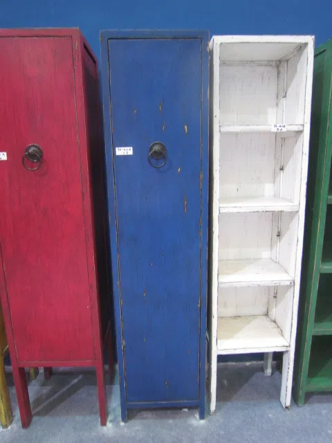 Cabinets, dressers and shelves G-403