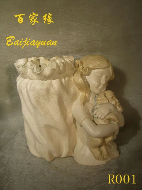 Статуэтки и скульптурный декор R001
