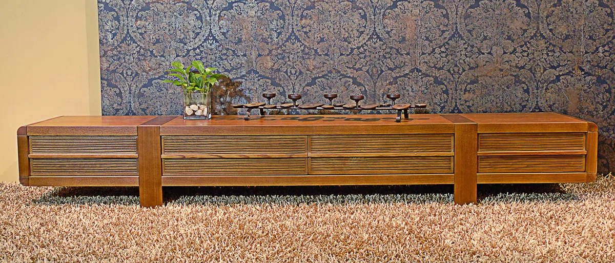 Tables, consoles and tabletops HST_0700