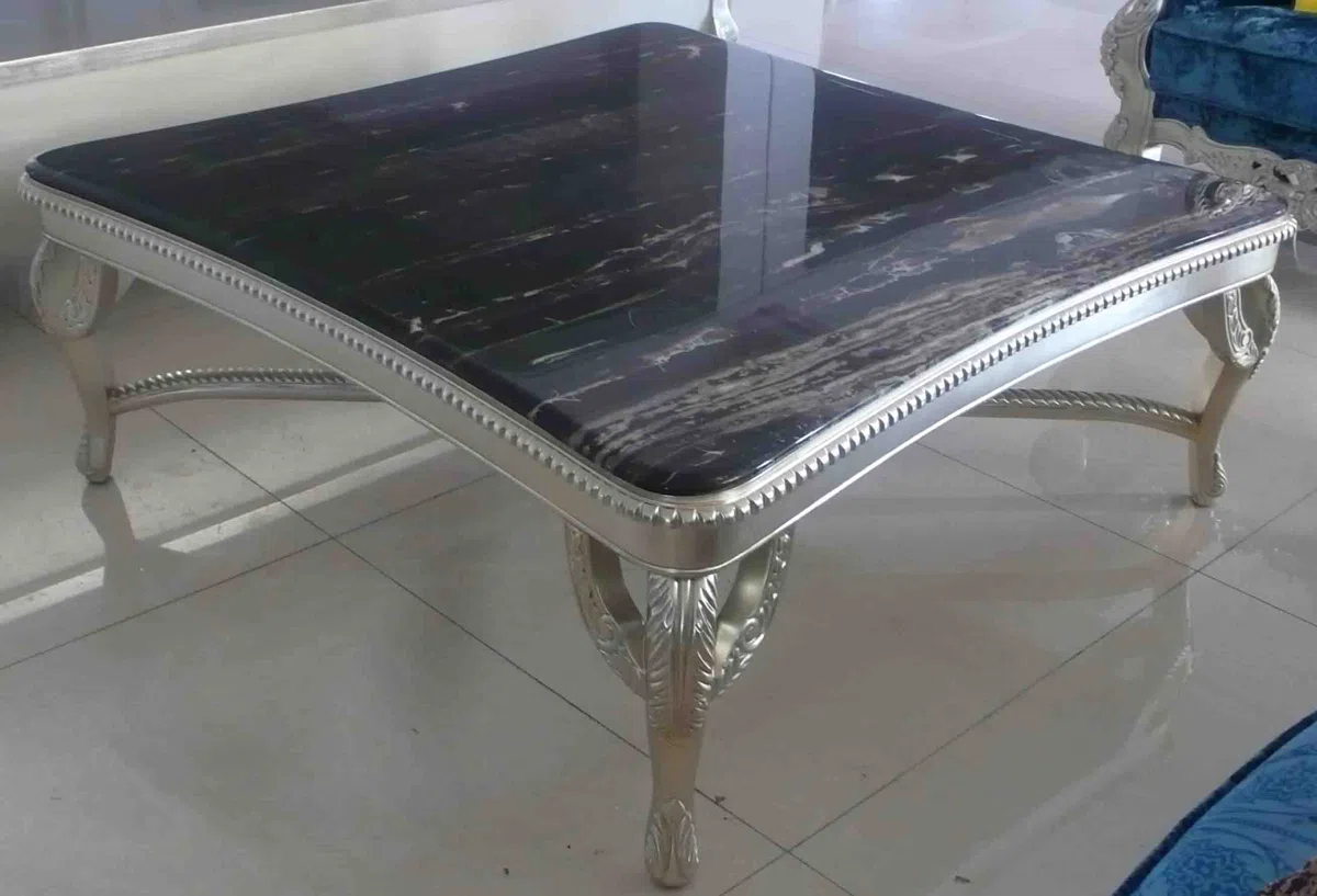 Tables, consoles and tabletops R211