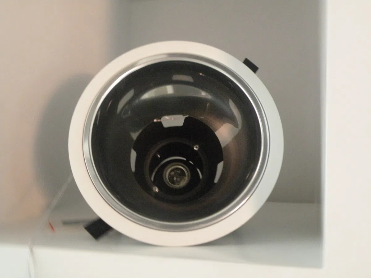 Смешанные каталоги и подборки HL228P1-S-CDMR.
