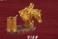 Статуэтки и скульптурный декор 43A26F642504