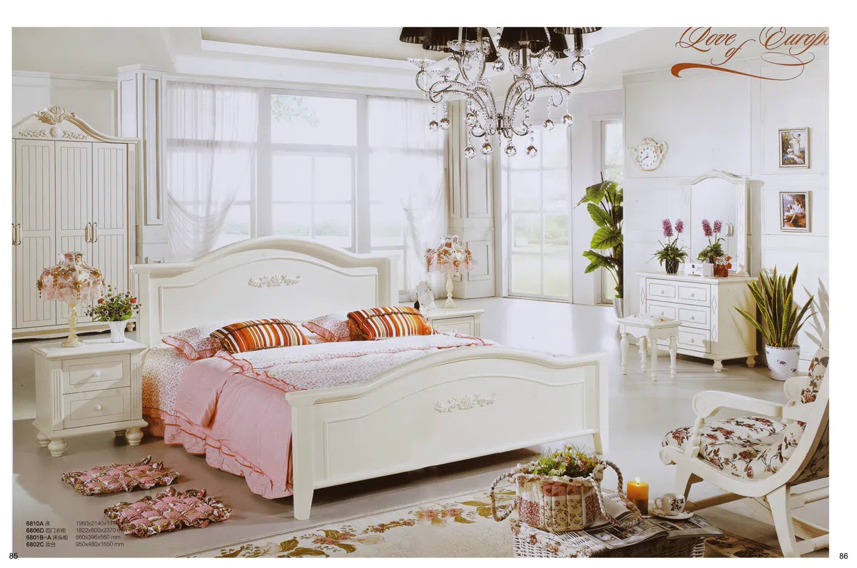Beds and bedrooms 441C49740462
