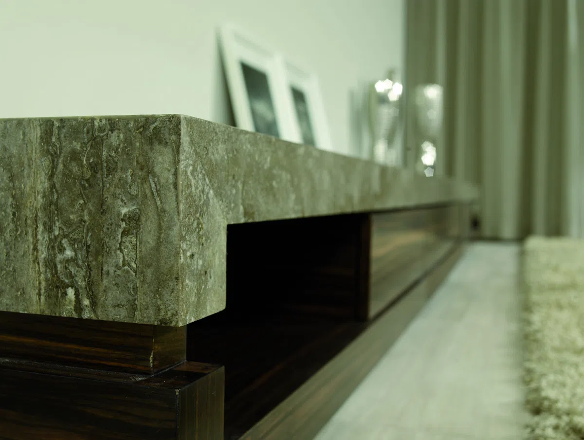 Tables, consoles and tabletops KD-028