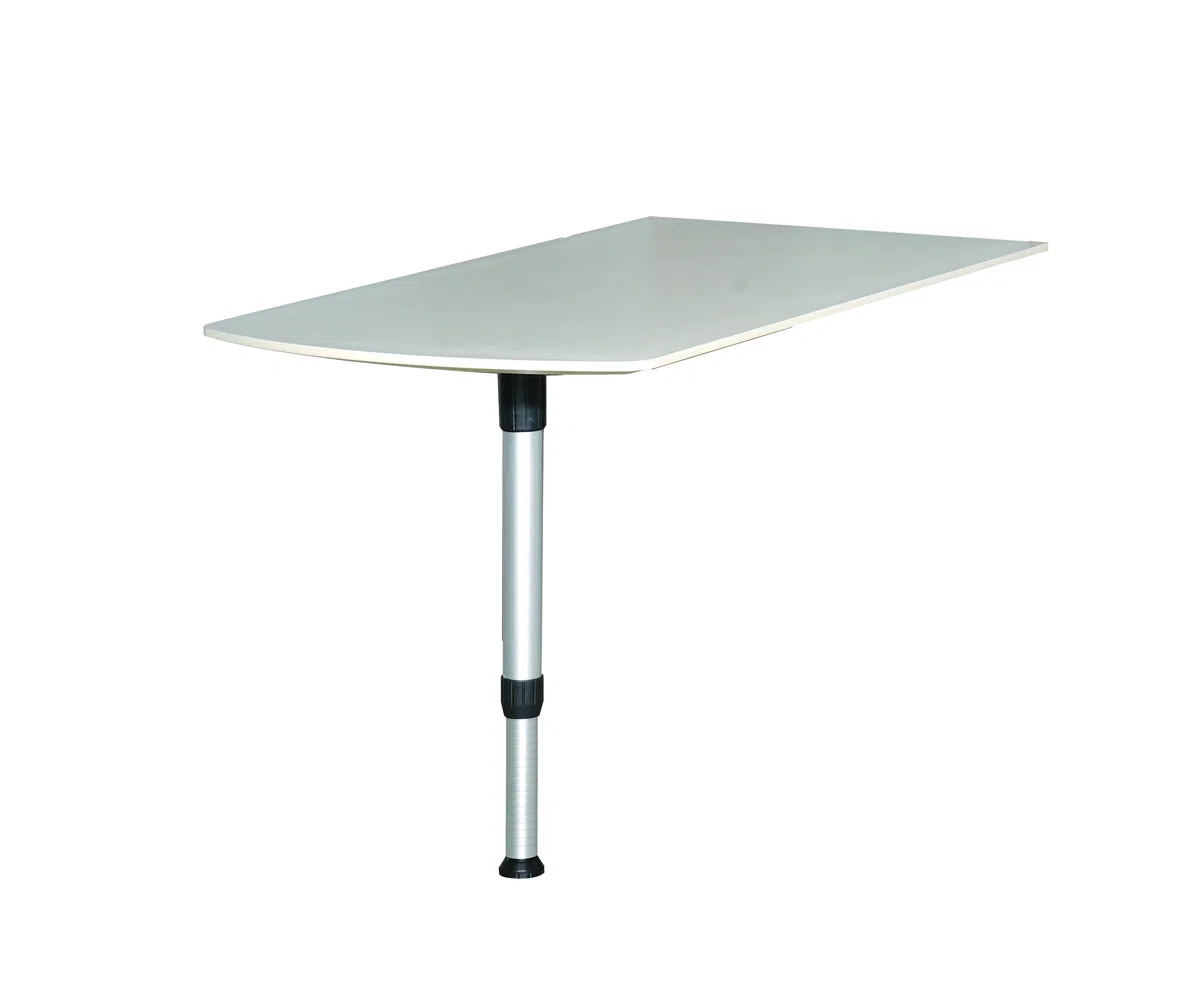 Tables, consoles and tabletops B701-B