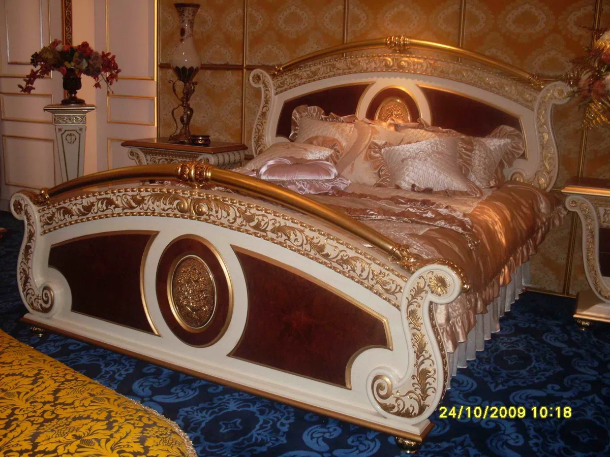 Beds and bedrooms 47DA70935D40