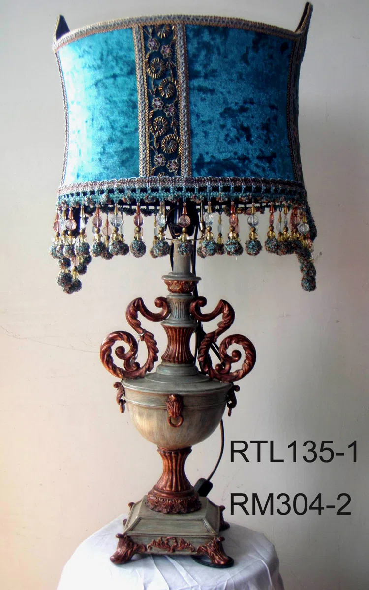 Mixed catalogues and selections RTL135-1