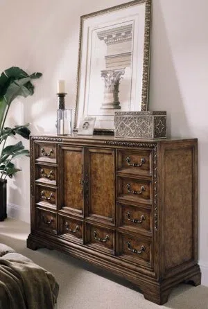 Cabinets, dressers and shelves 220-142