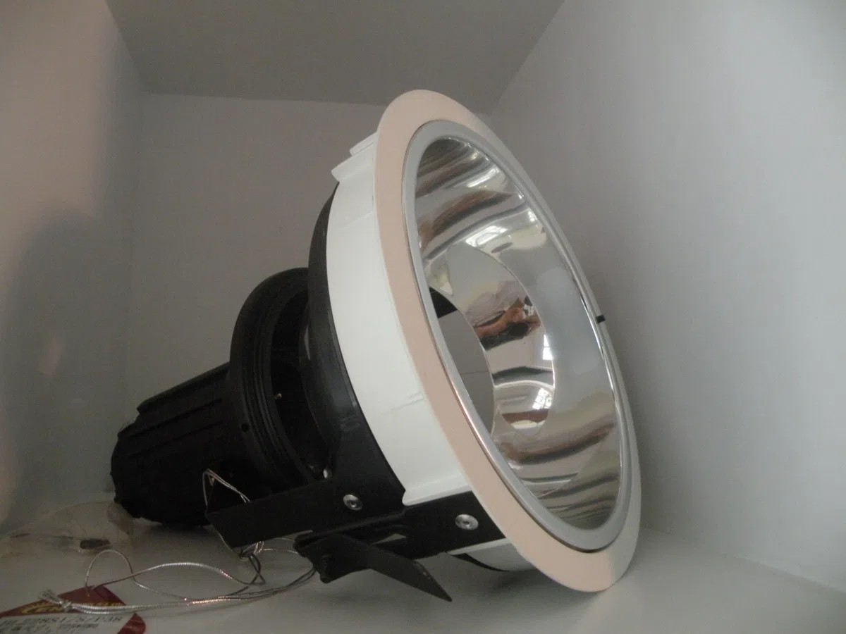 灯饰 HL228S1-S-P38