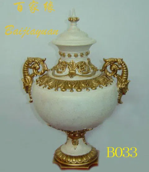 Decor and interior accessory selections B003