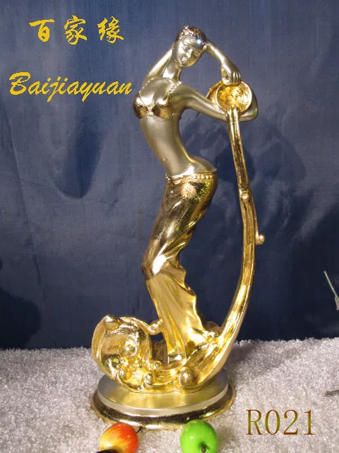 Статуэтки и скульптурный декор R021