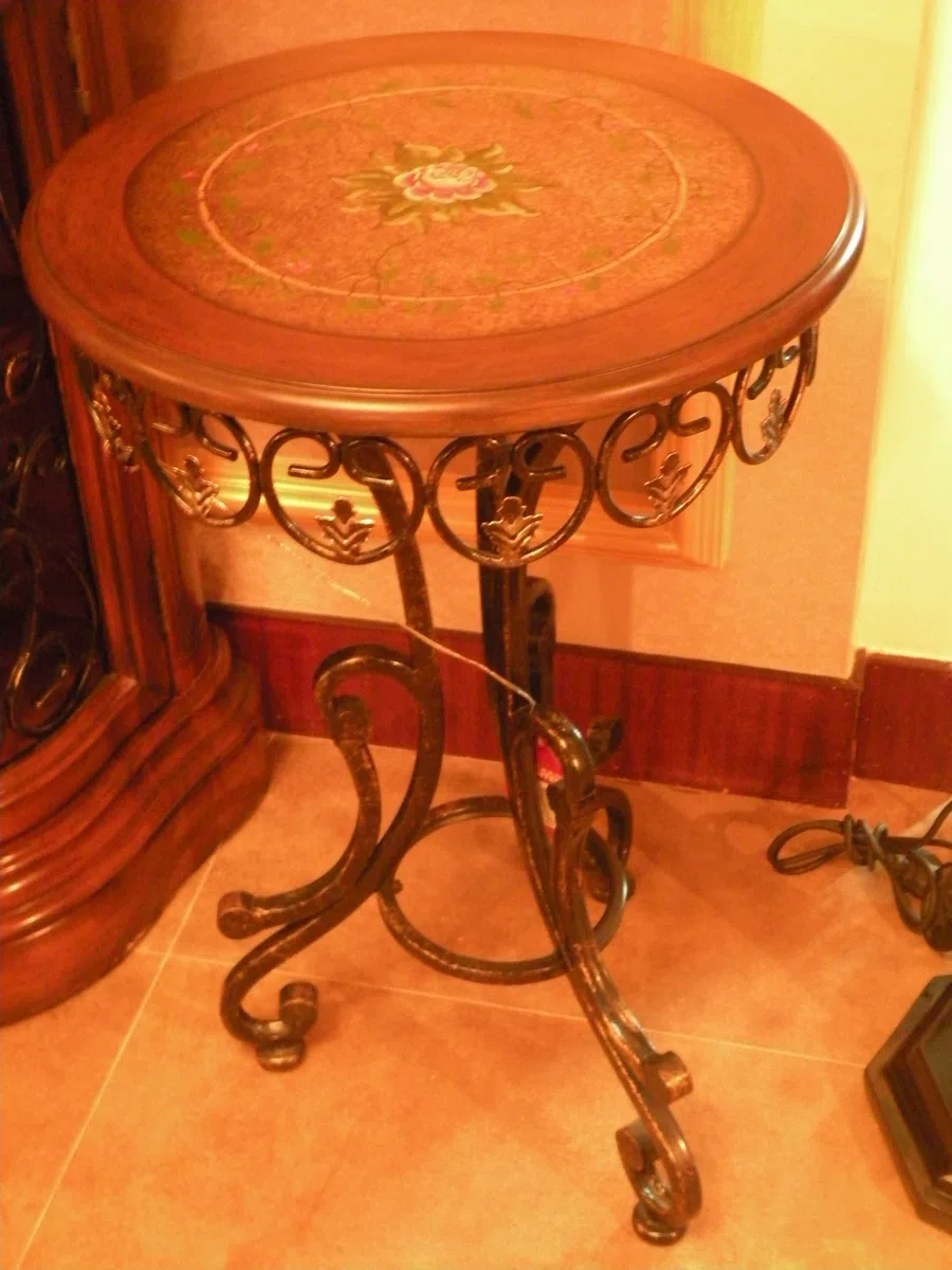 Tables, consoles and tabletops TY-6006-15