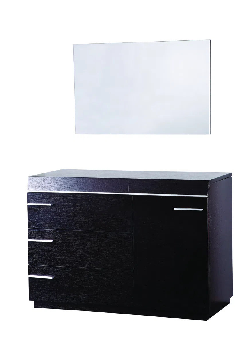 Cabinets, dressers and shelves MG_9081